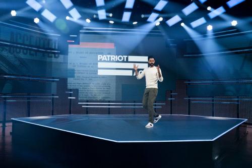 Hasan Minhaj Ucapkan Selamat Tinggal Kepada Patriot Act